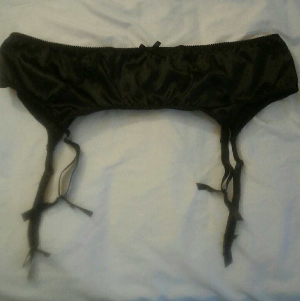 Pantyhose holder